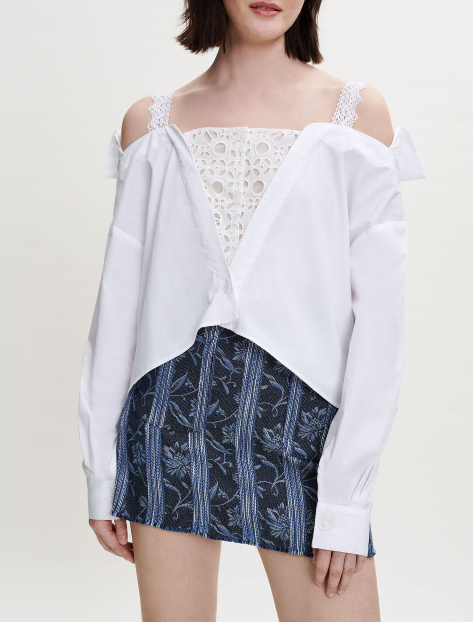 Camisa trompe l'oeil con cordones