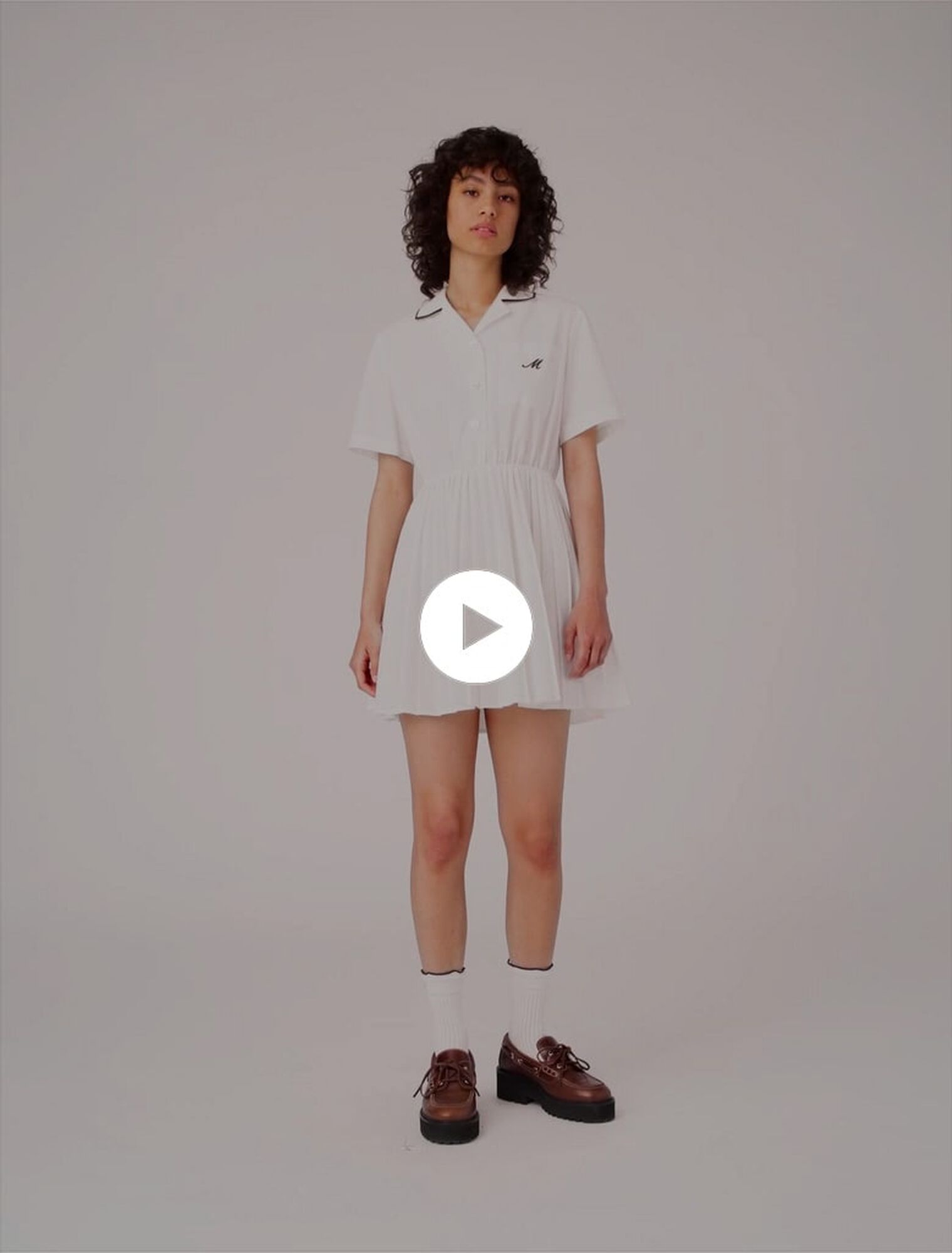 Vestido camisero de manga corta