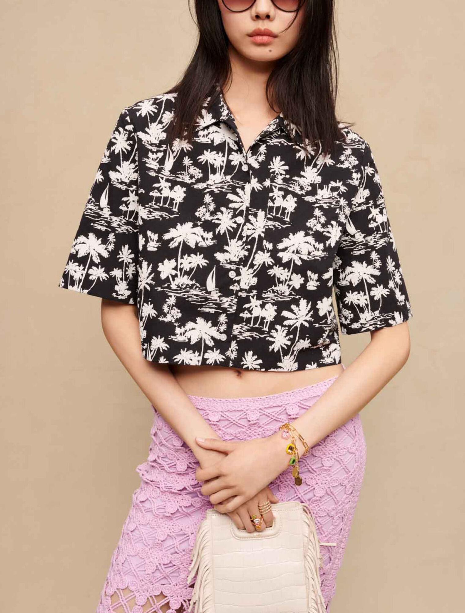 Camisa corta estampado palmeras