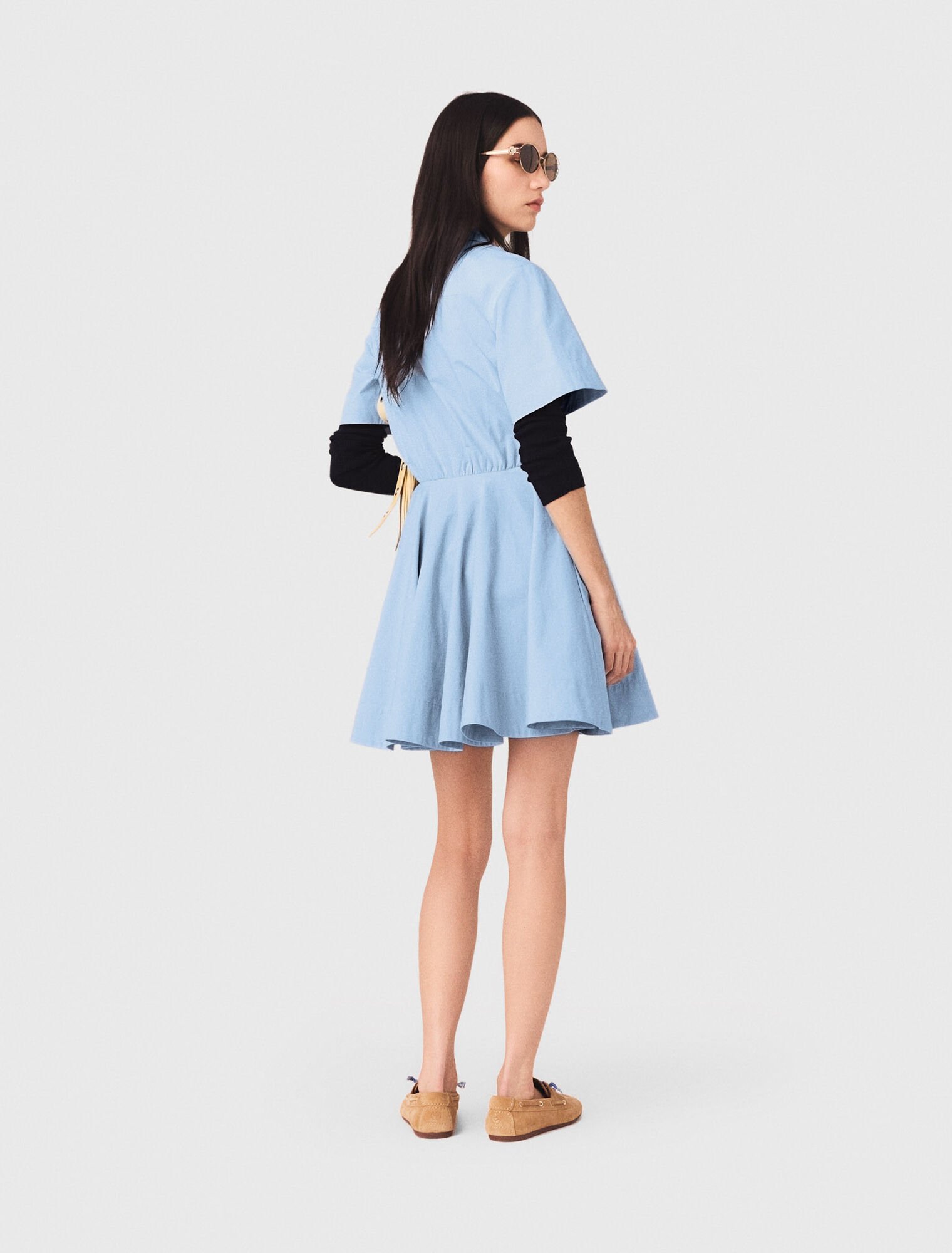 Vestido camisero acampanado