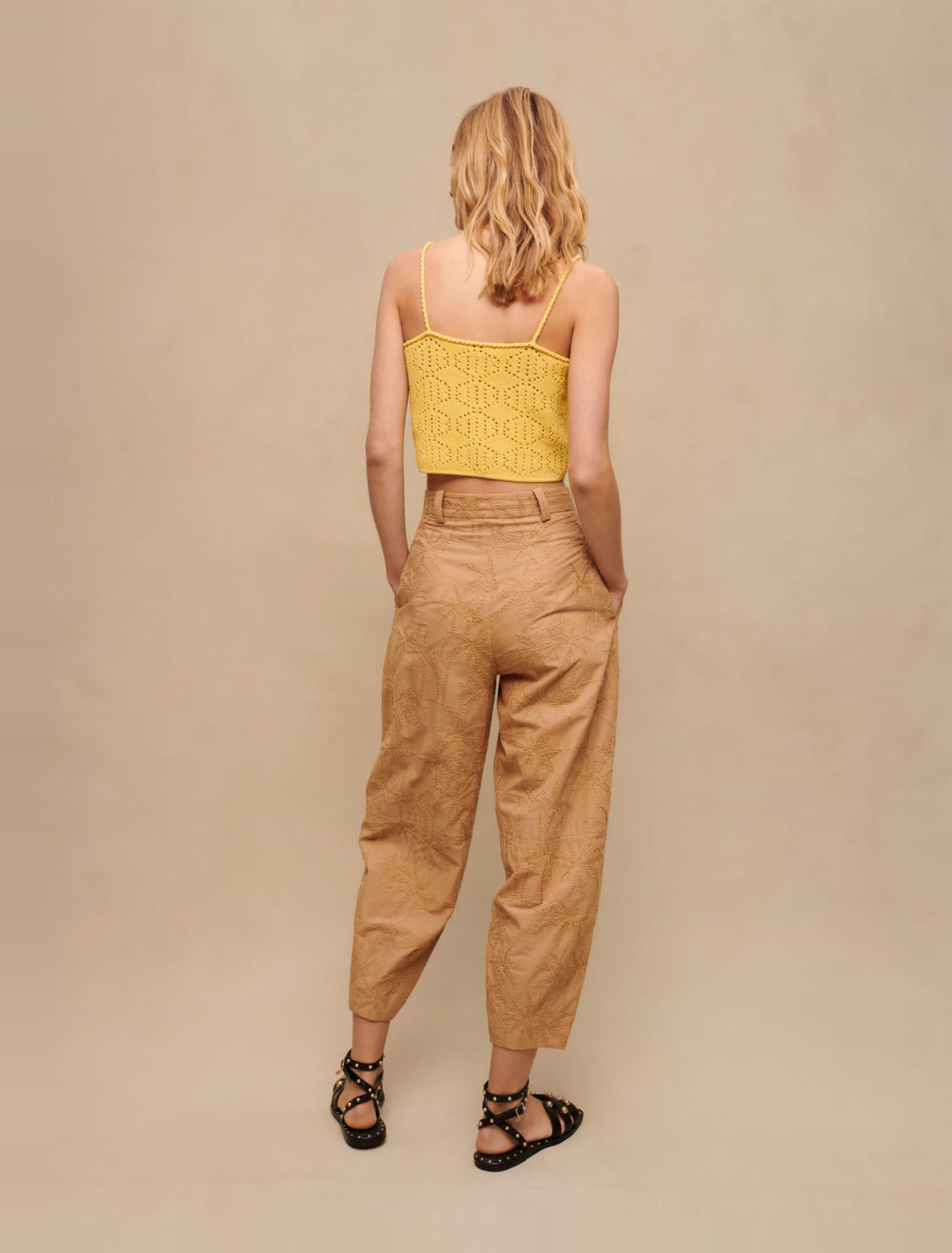 Pantalones Carrot