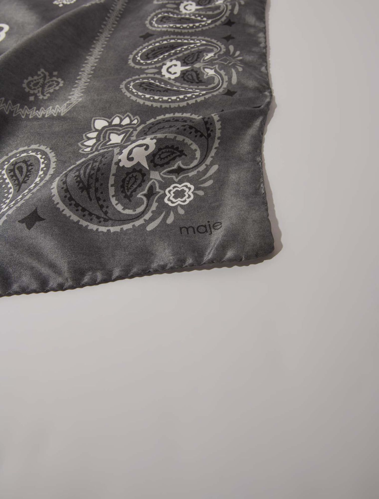 Bandana de seda