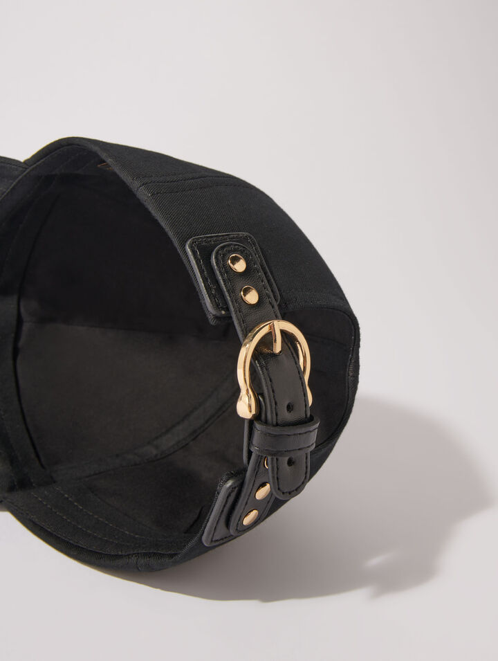 Gorra de algodón con hebilla dorada