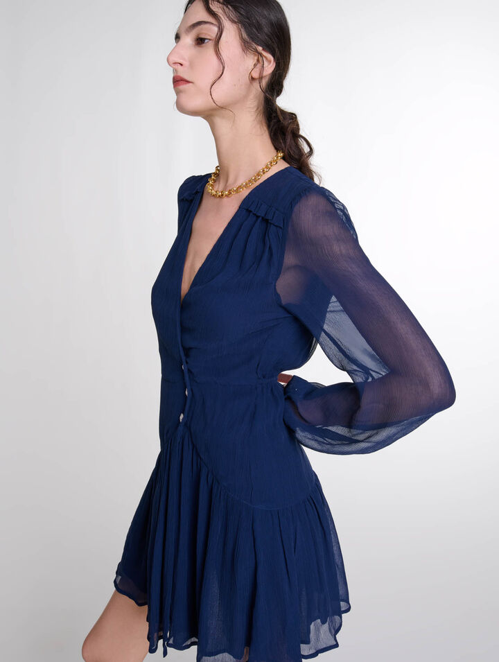 Vestido corto con volantes