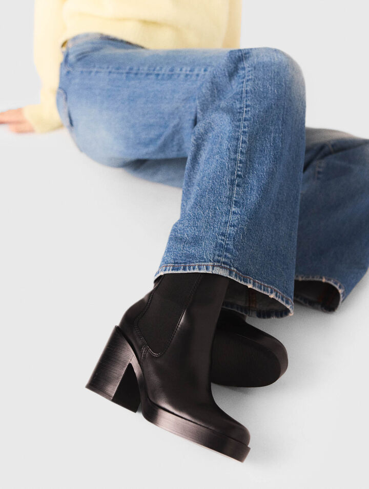 Botín chelsea de tacón de piel