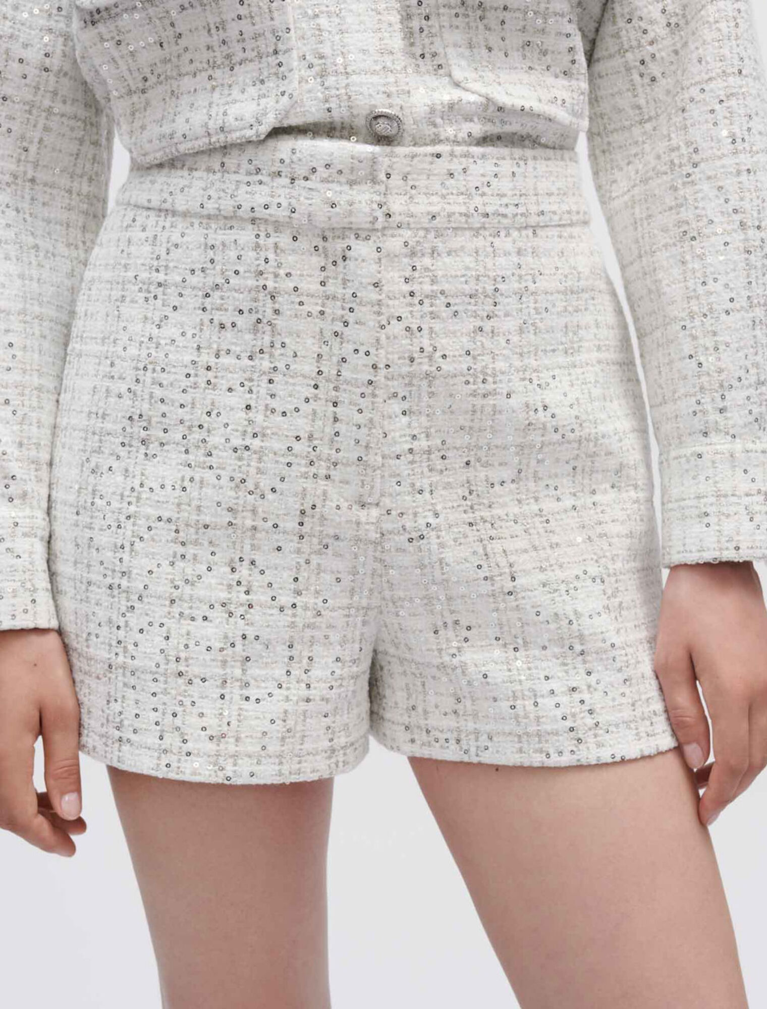 Bermuda de tweed crudo con lentejuelas