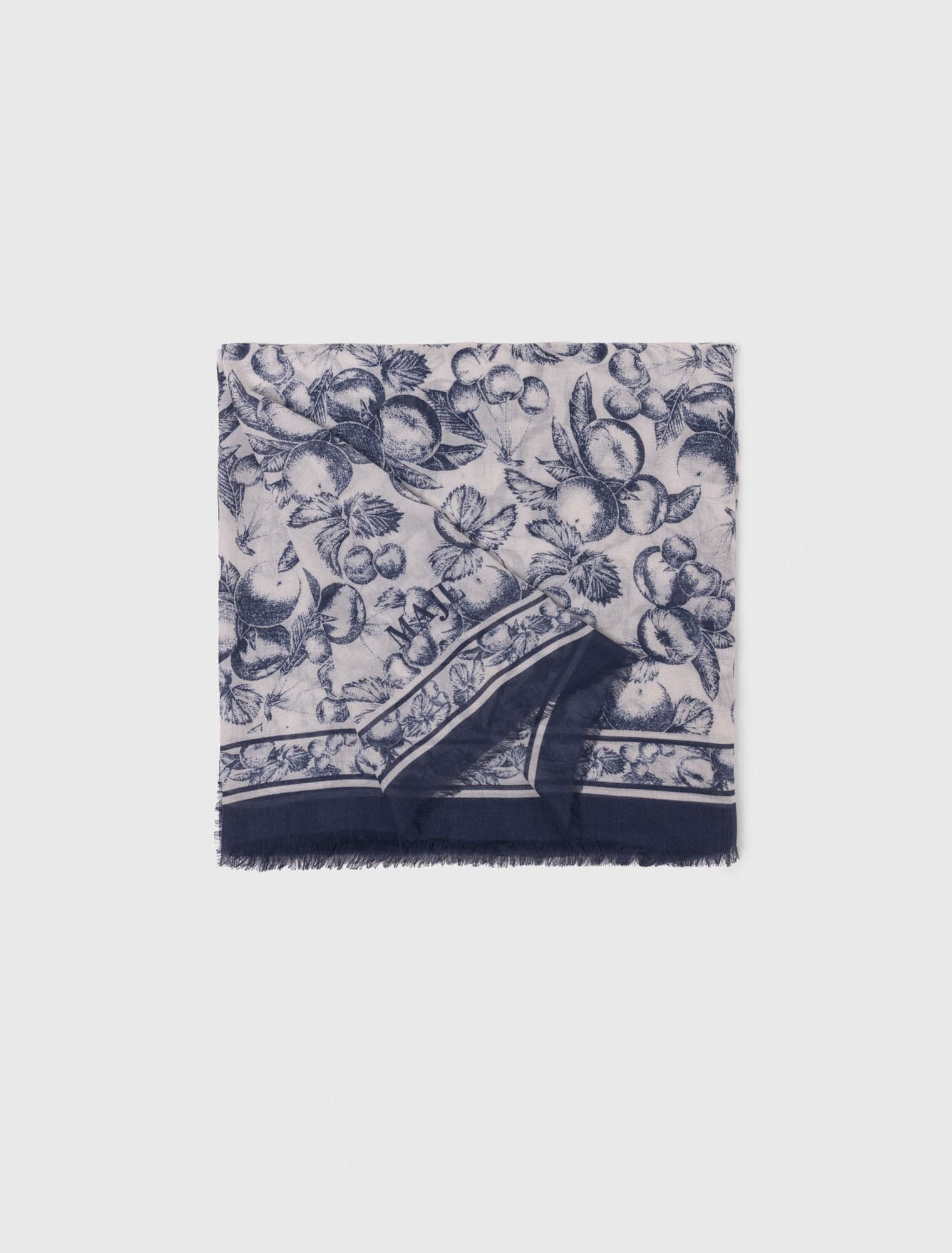 Chal estampado de frutas