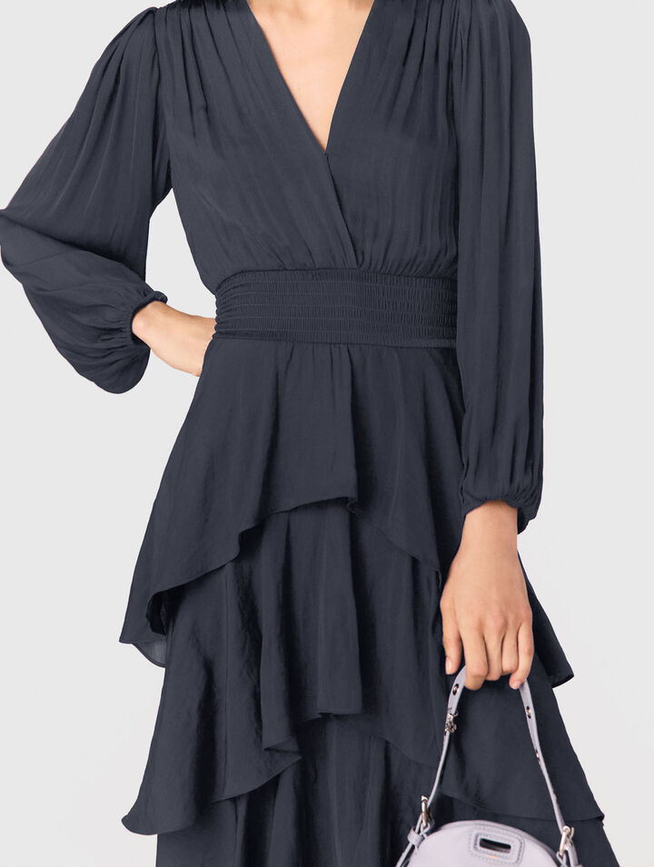 Vestido largo con volantes