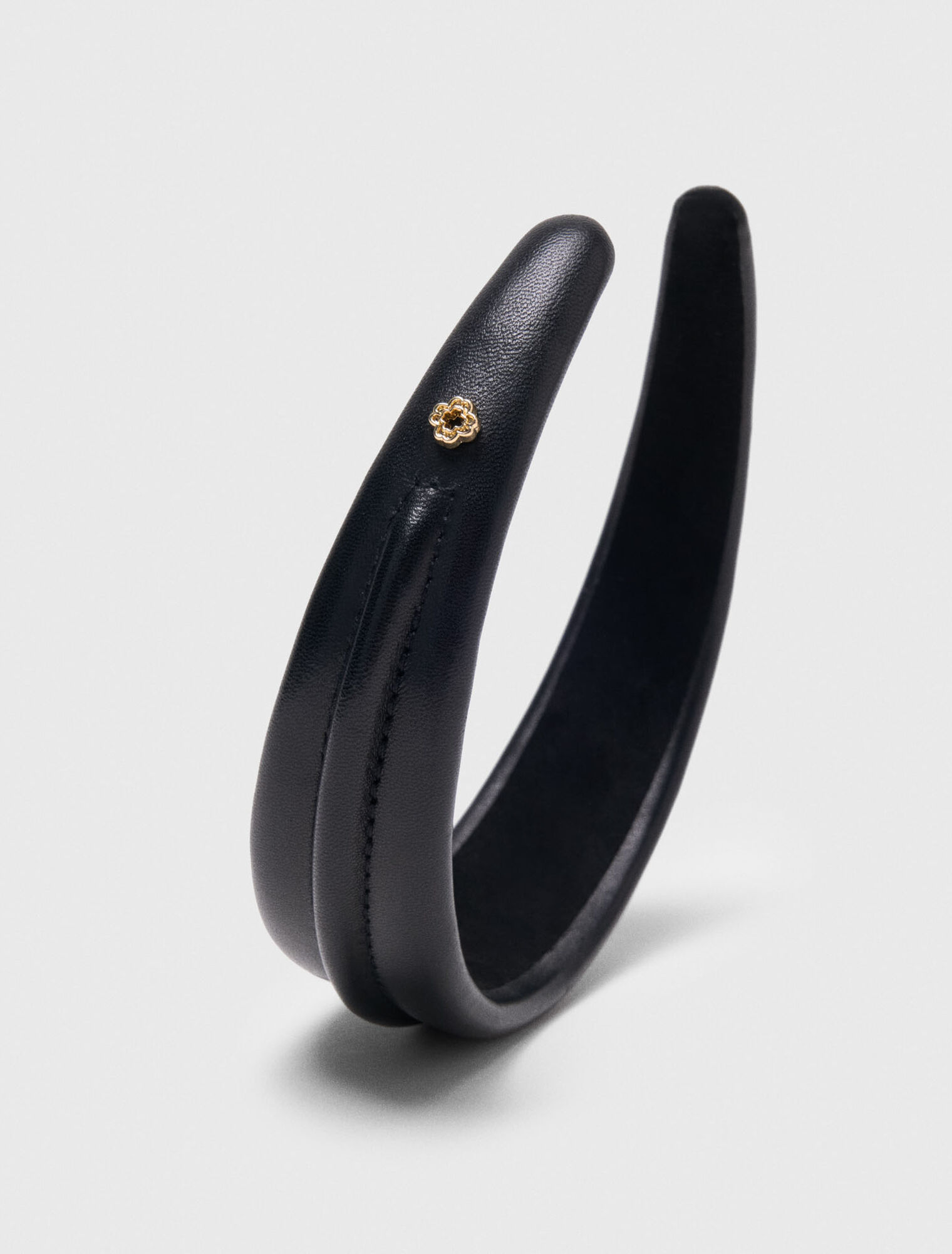 Diadema de cuero