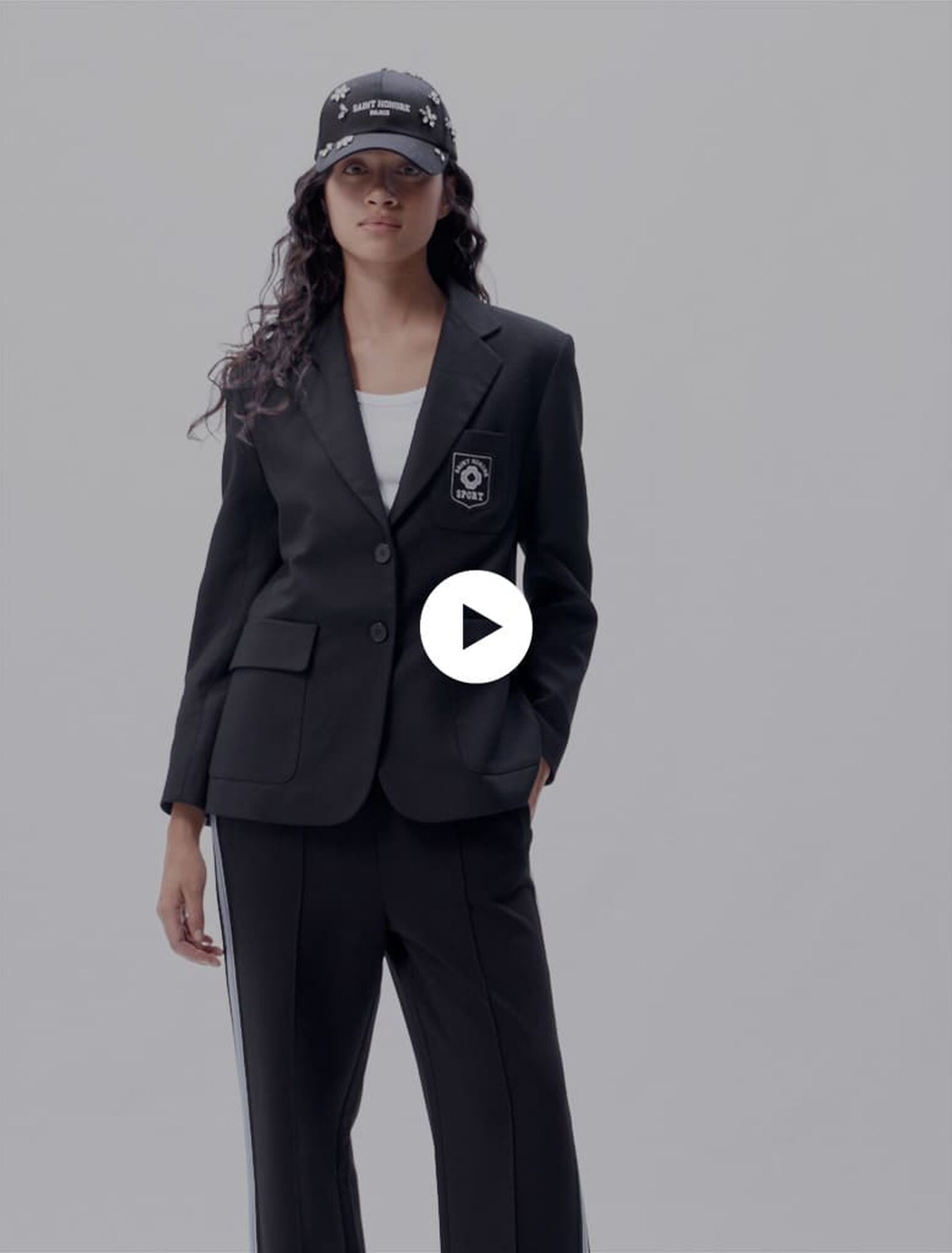 Chaqueta sastre bordada