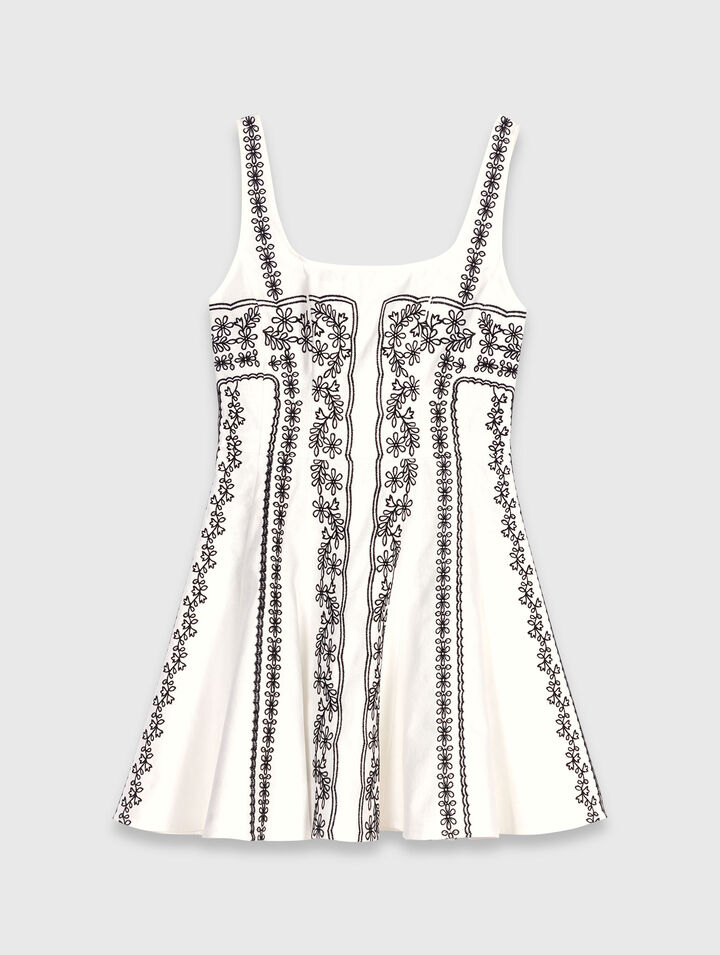 Vestido corto bordado con tirantes