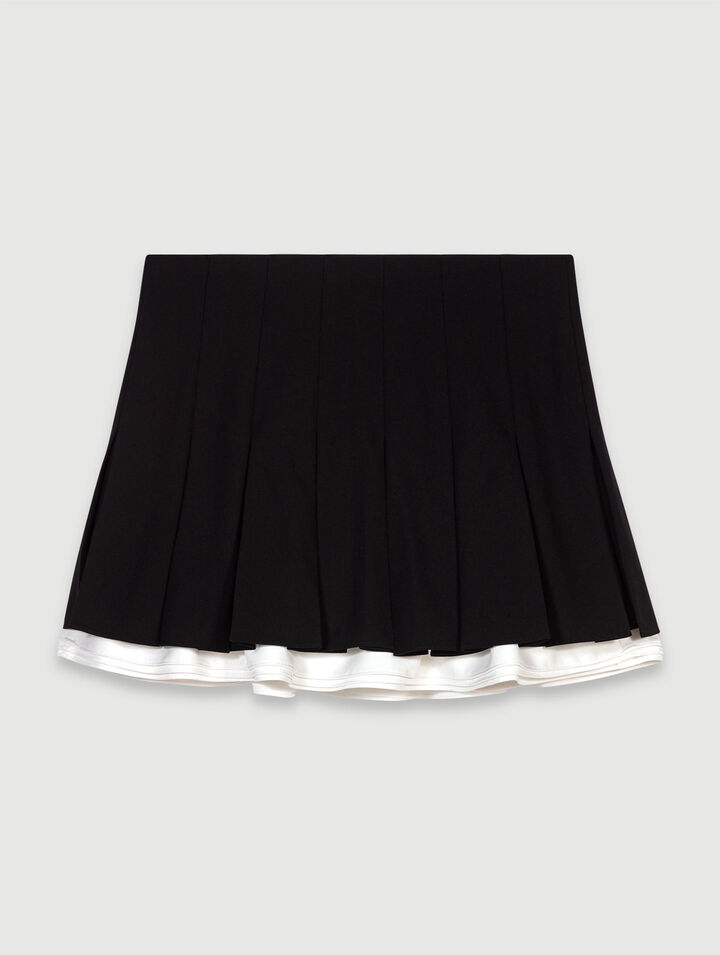 Falda short plisada de dos materiales