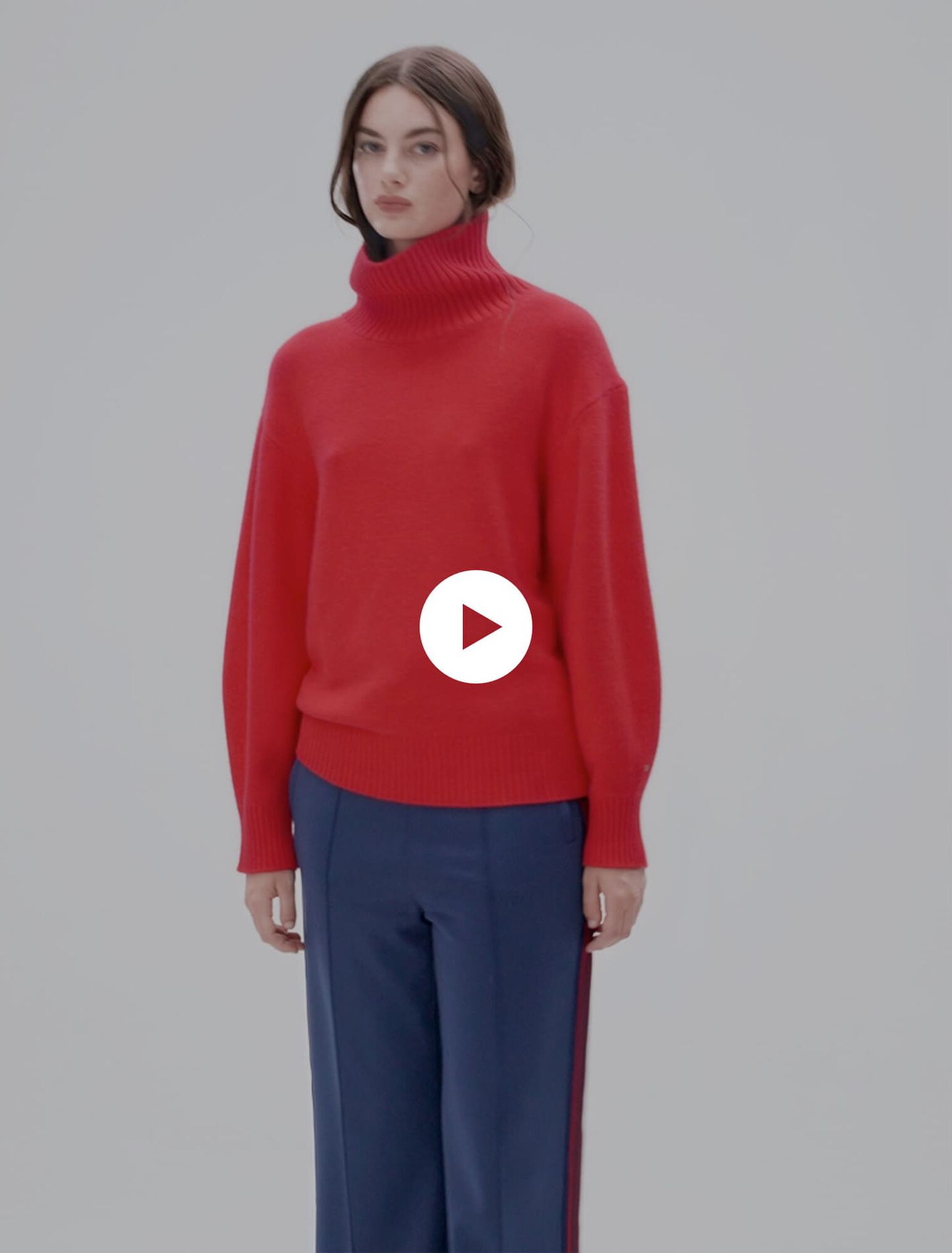 Jersey de cachemir con cuello alto