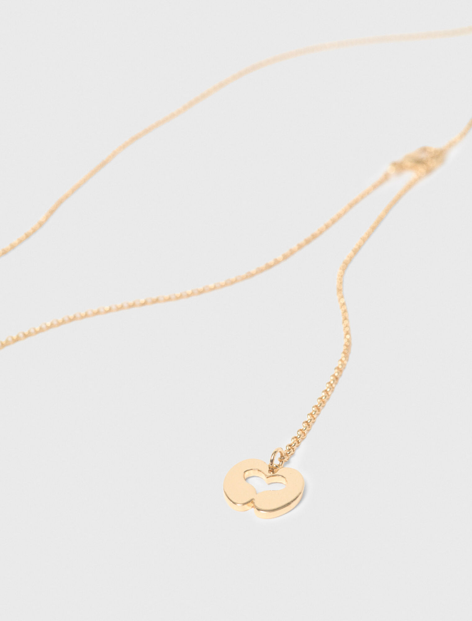 Collar dorado con anillas