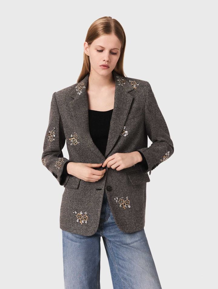 Chaqueta de lana con flores bordadas Chaqueta de lana con flores bordadas