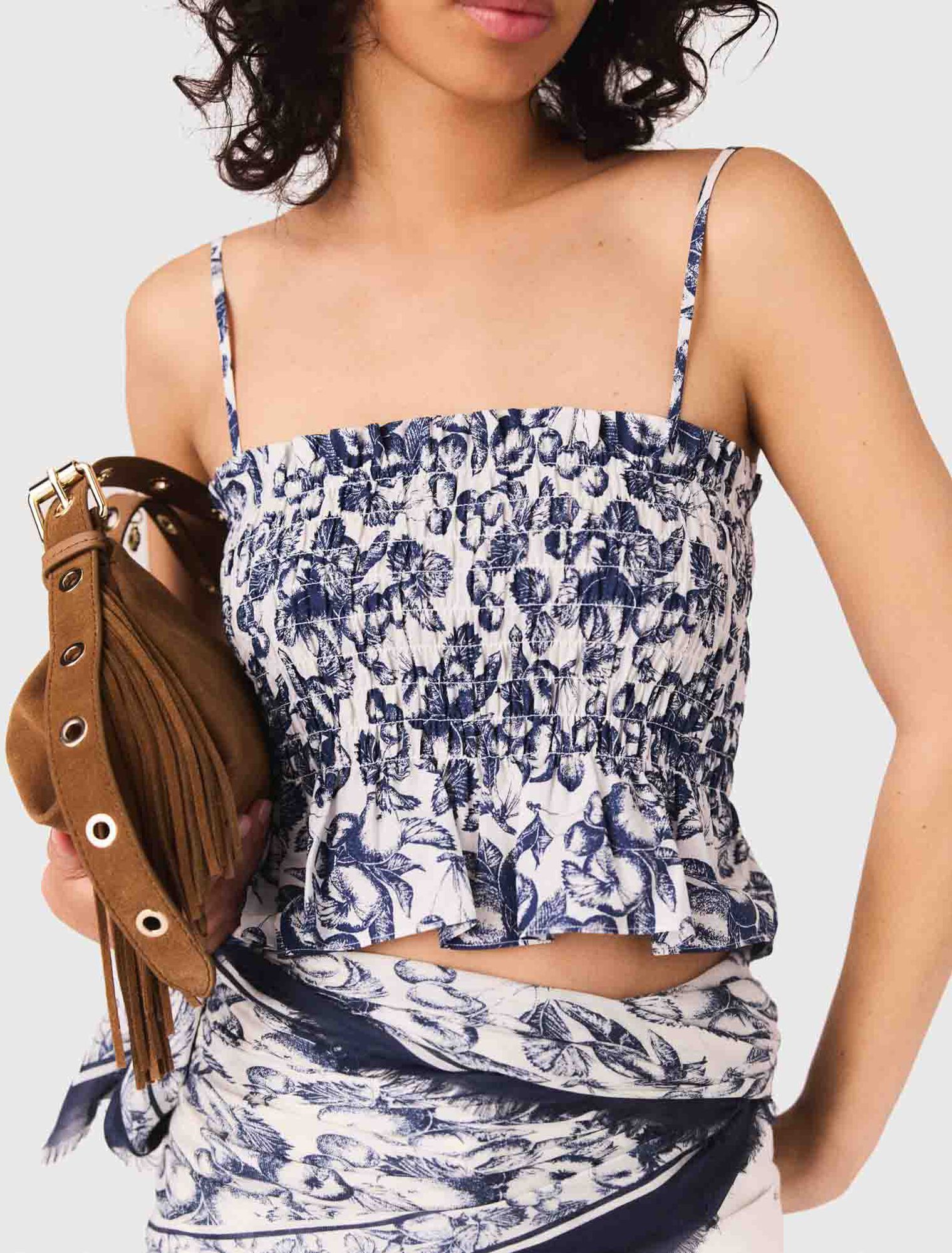 Top fruncido estampado