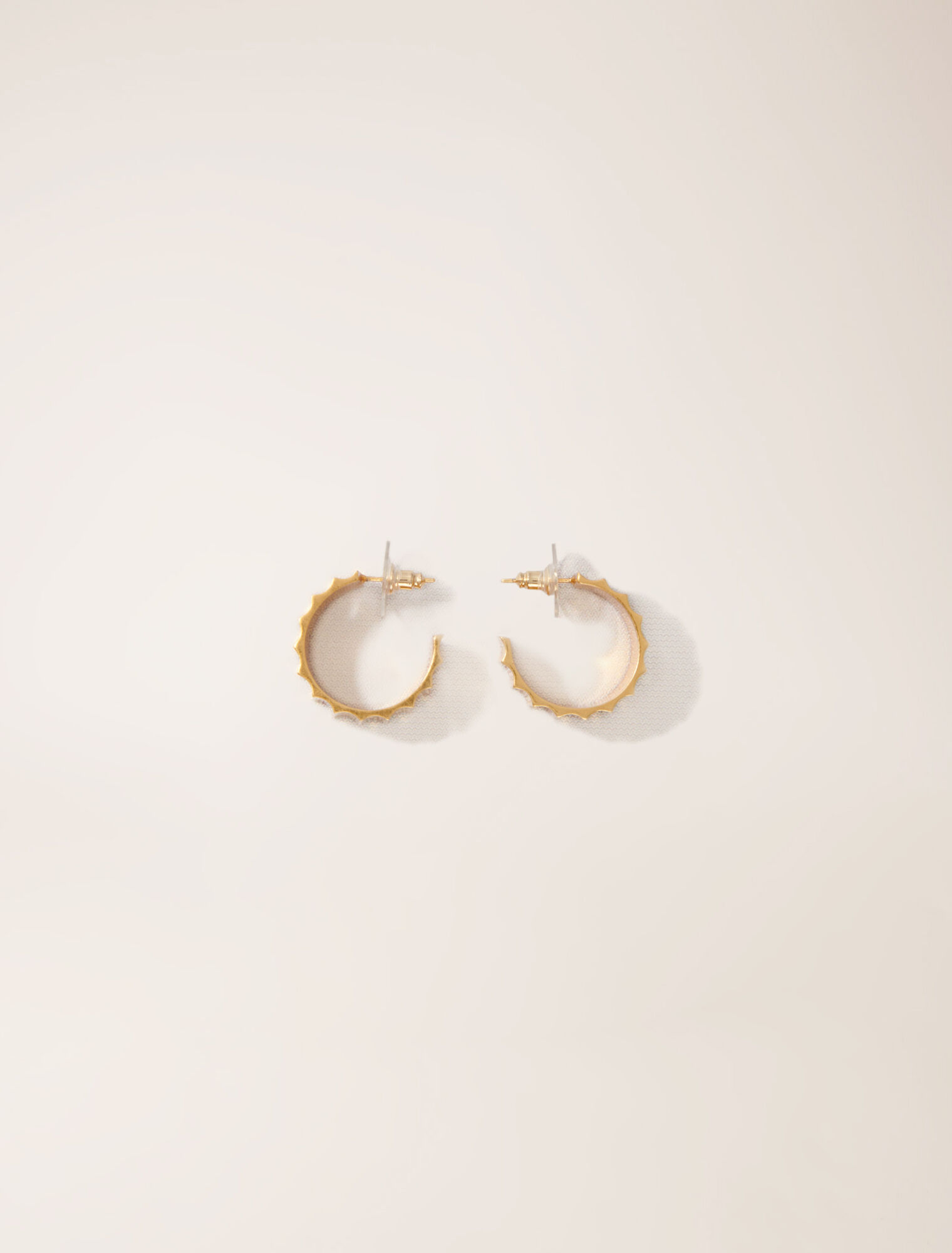 Pendientes de aro mini de metal cónico 