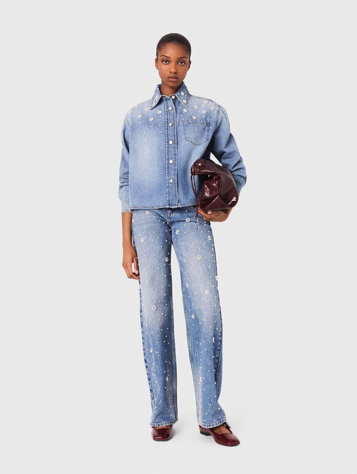 Camisa vaquera con perlas bordadas