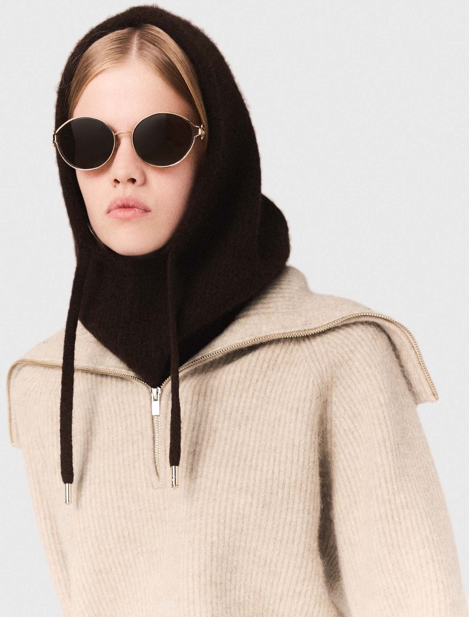 Pull strassé avec col demi-zip 