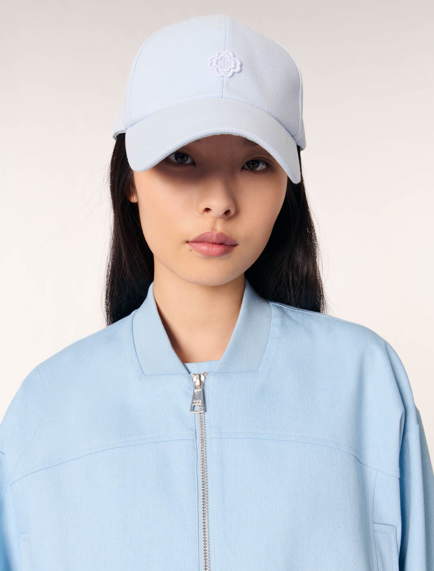 Cazadora bomber corta de denim