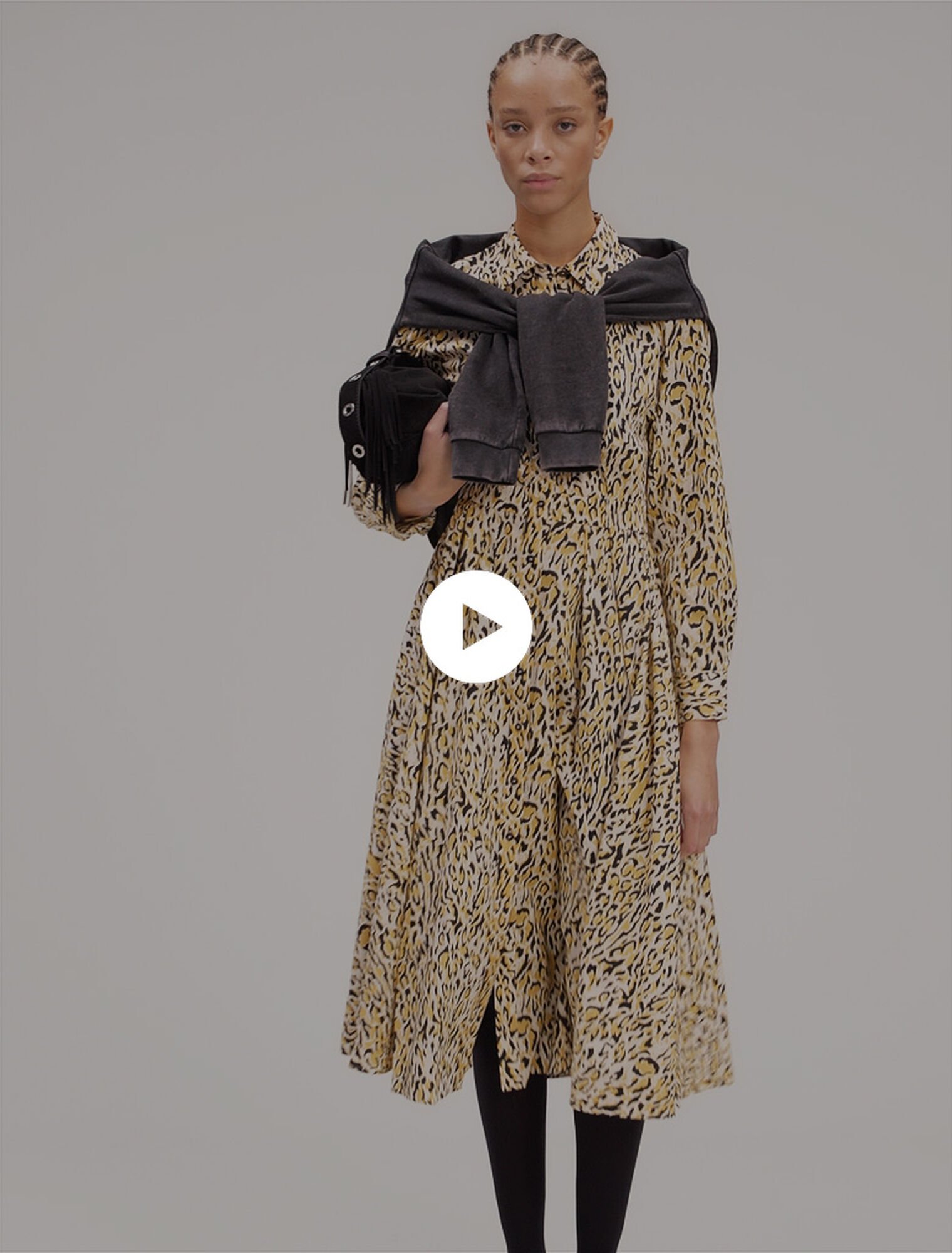 Vestido midi estampado de leopardo