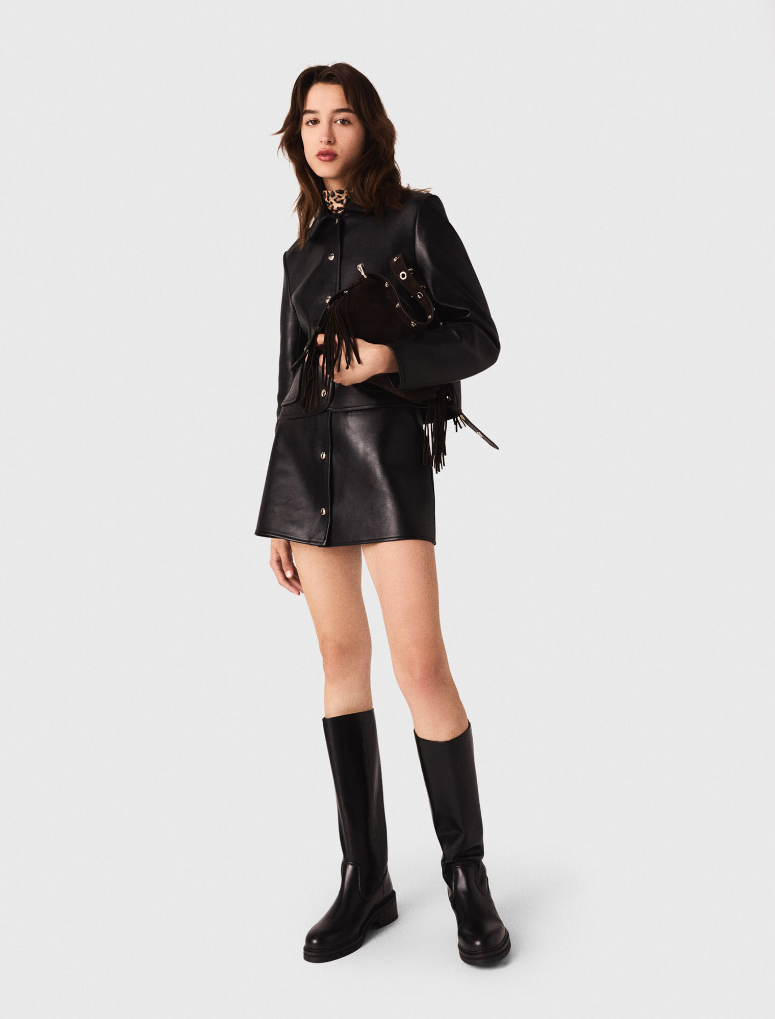 Chaqueta corta de piel