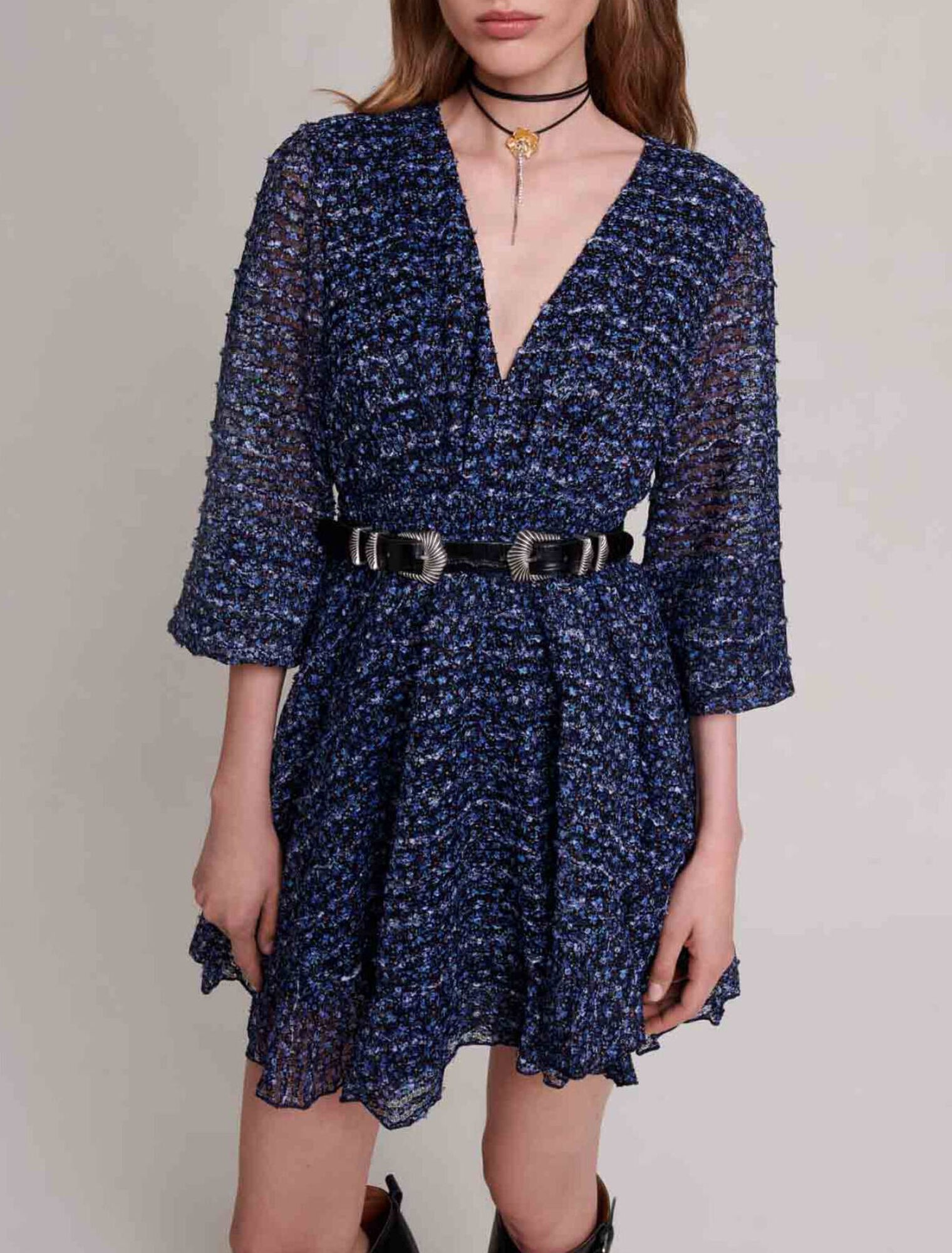 Vestido centelleante con volantes