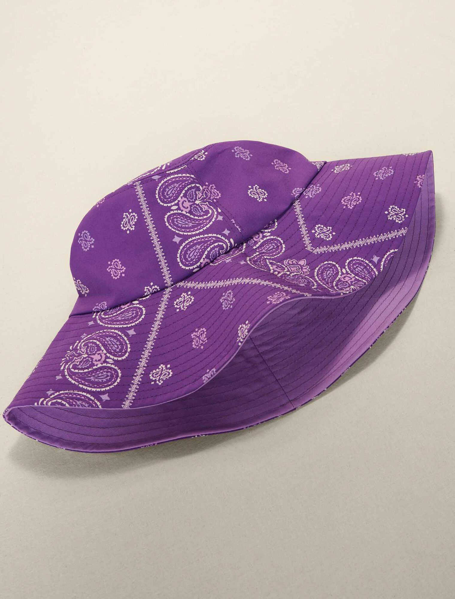 Bob estampado Paisley