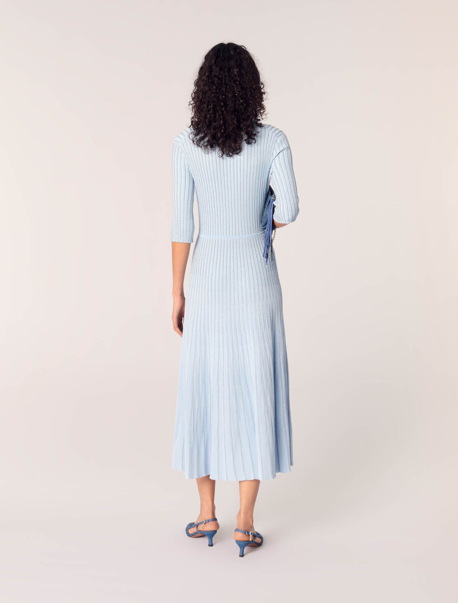 Vestido midi de punto acanalado