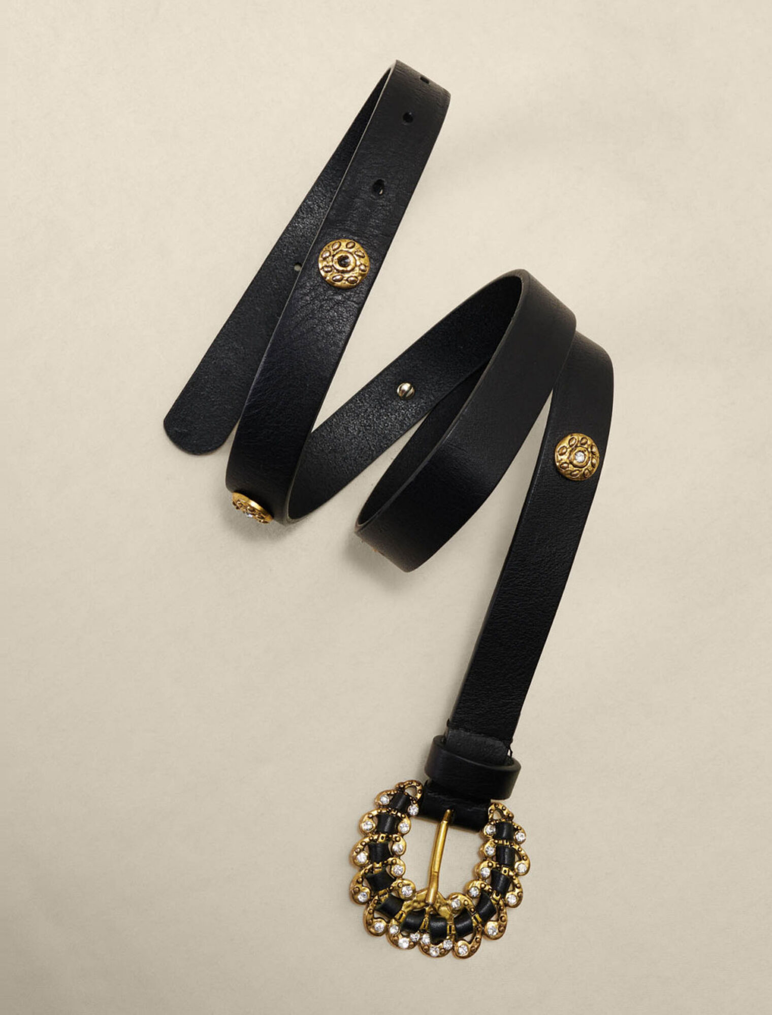 Cinturón de piel con strass