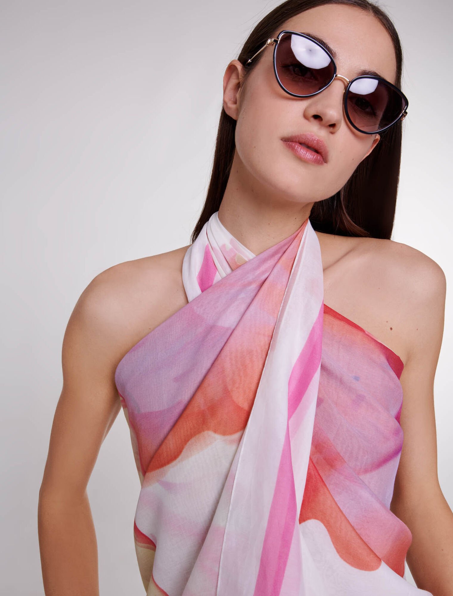 Pareo de algodón con estampado floral