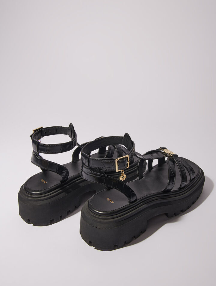 Sandalias planas dentadas