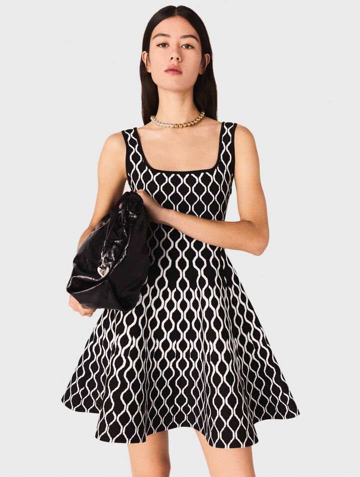 Vestido corto de punto jacquard