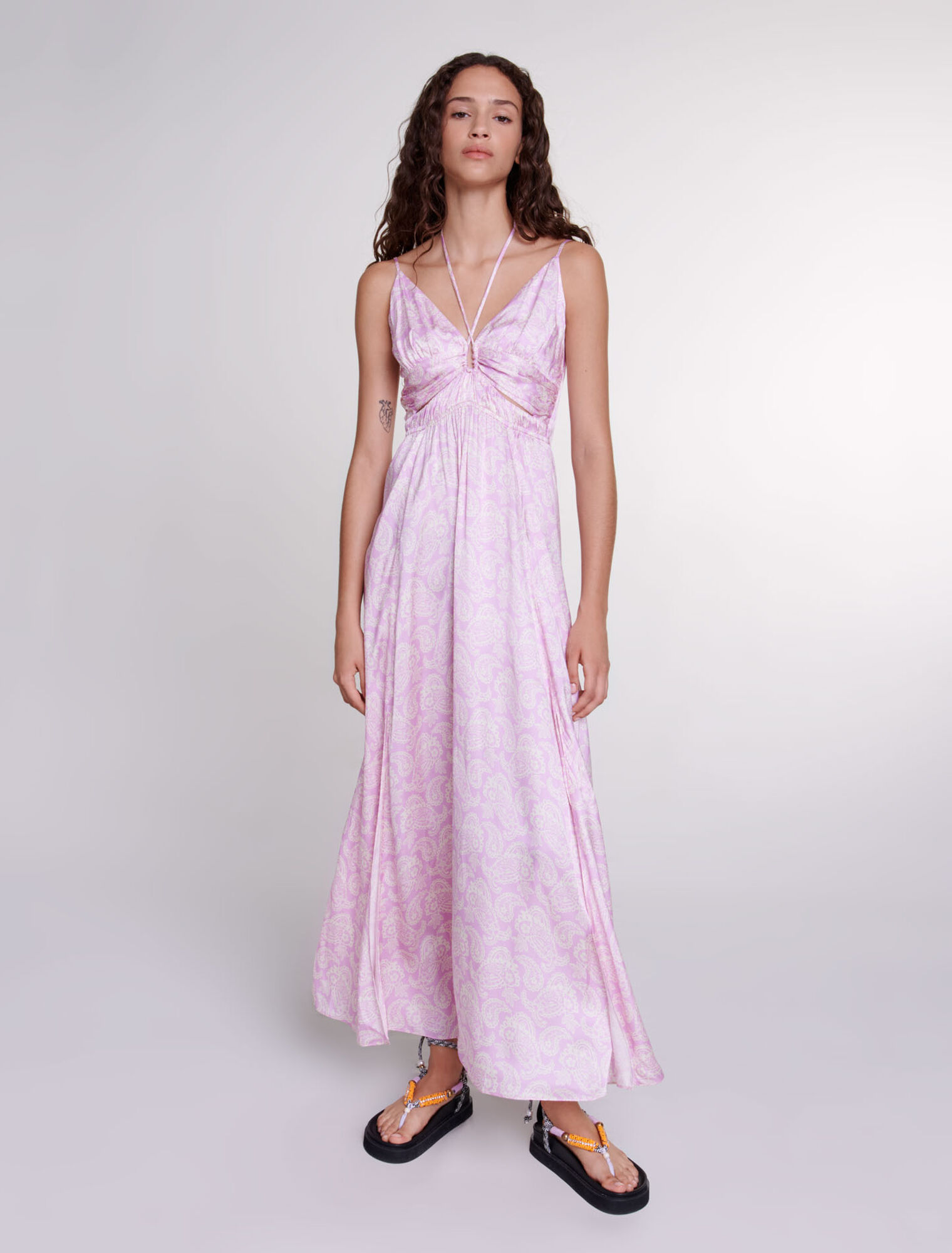 Vestido largo con estampado calado