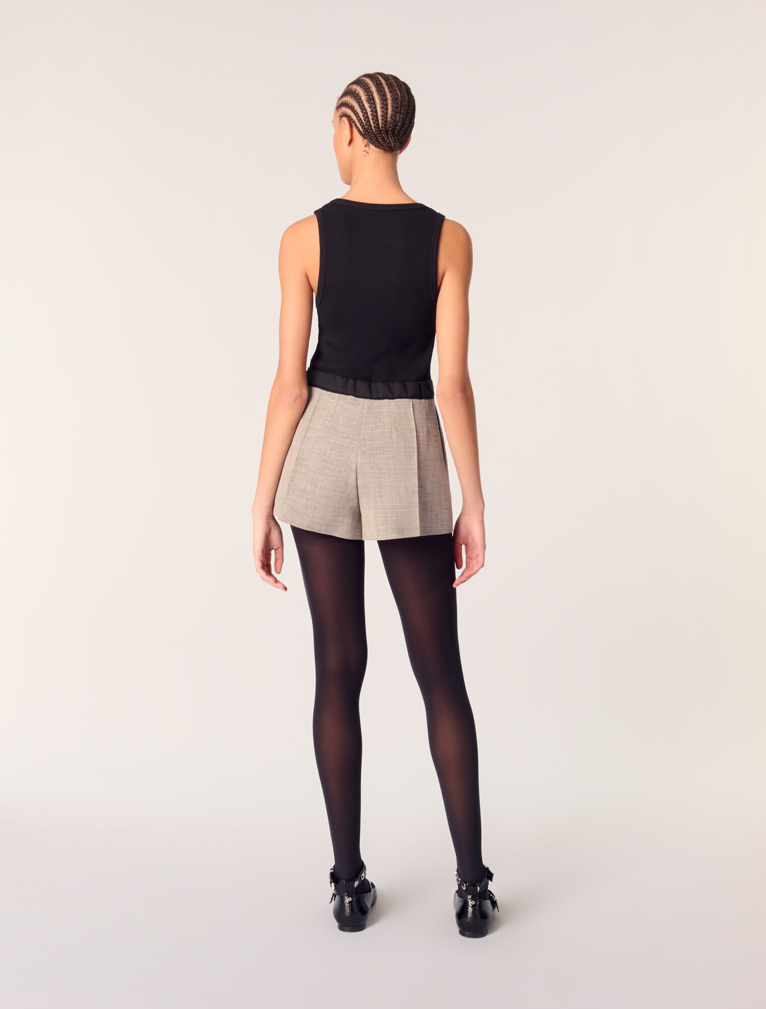 Short estilo sastre con pinzas