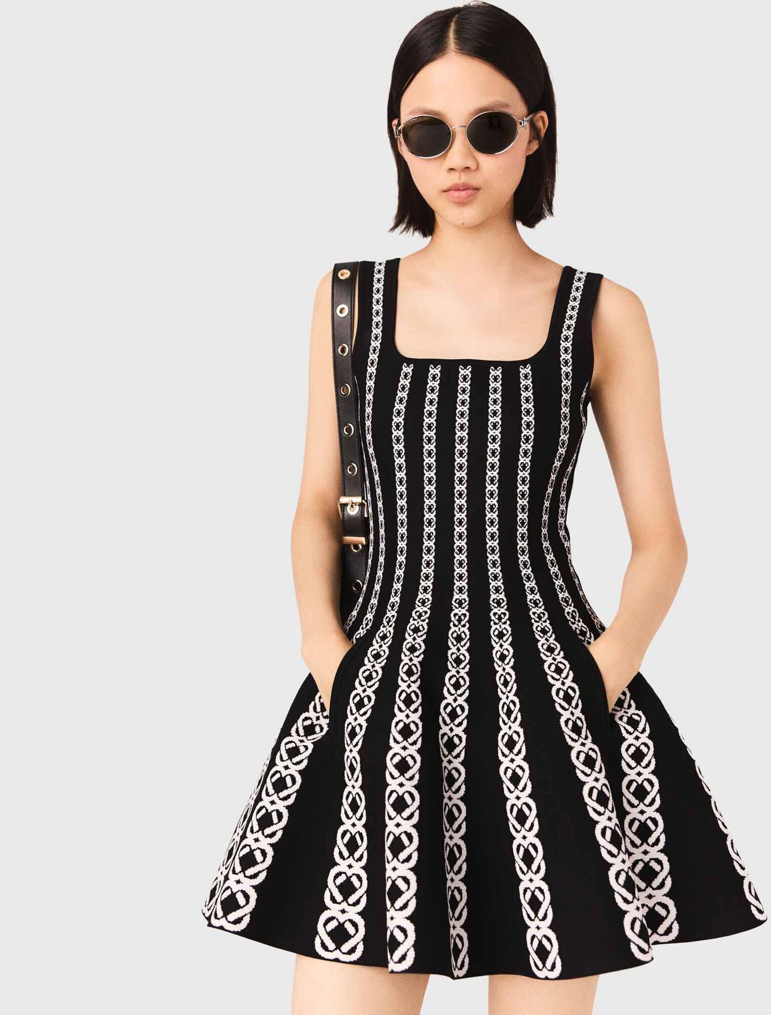 Vestido corto de punto jacquard