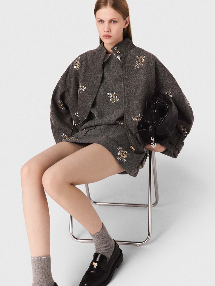 Cazadora bomber bordada
