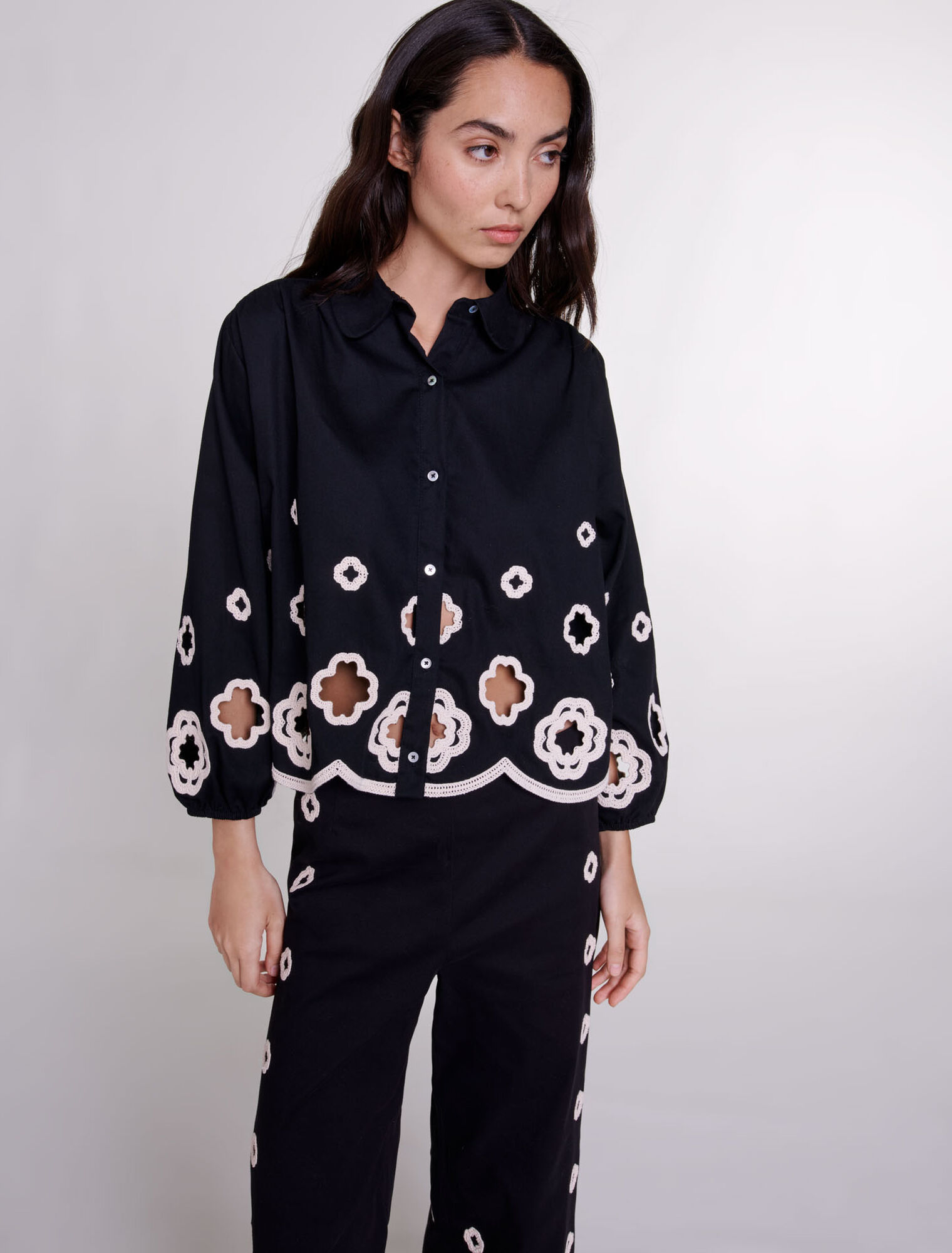 Camisa con tréboles de ganchillo