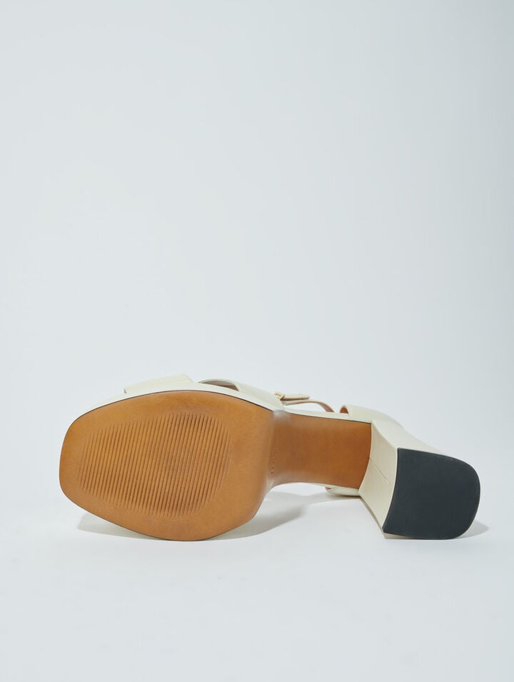 Sandalias de piel con plataforma