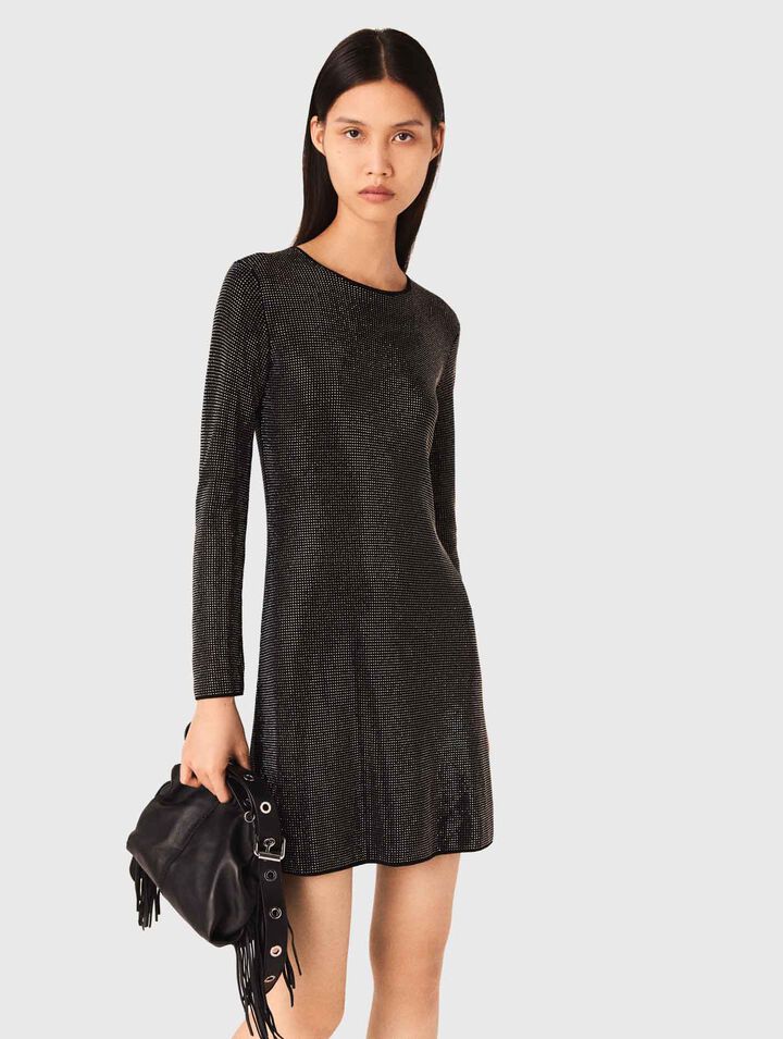 Vestido corto de punto con estrás