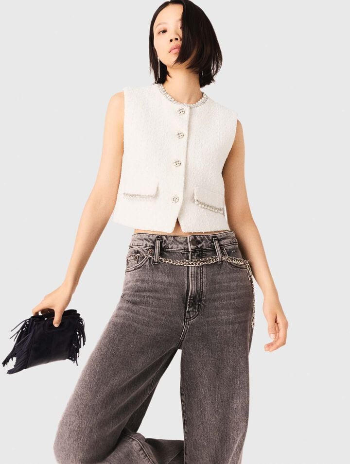 Chaleco de tweed y galón de perlas