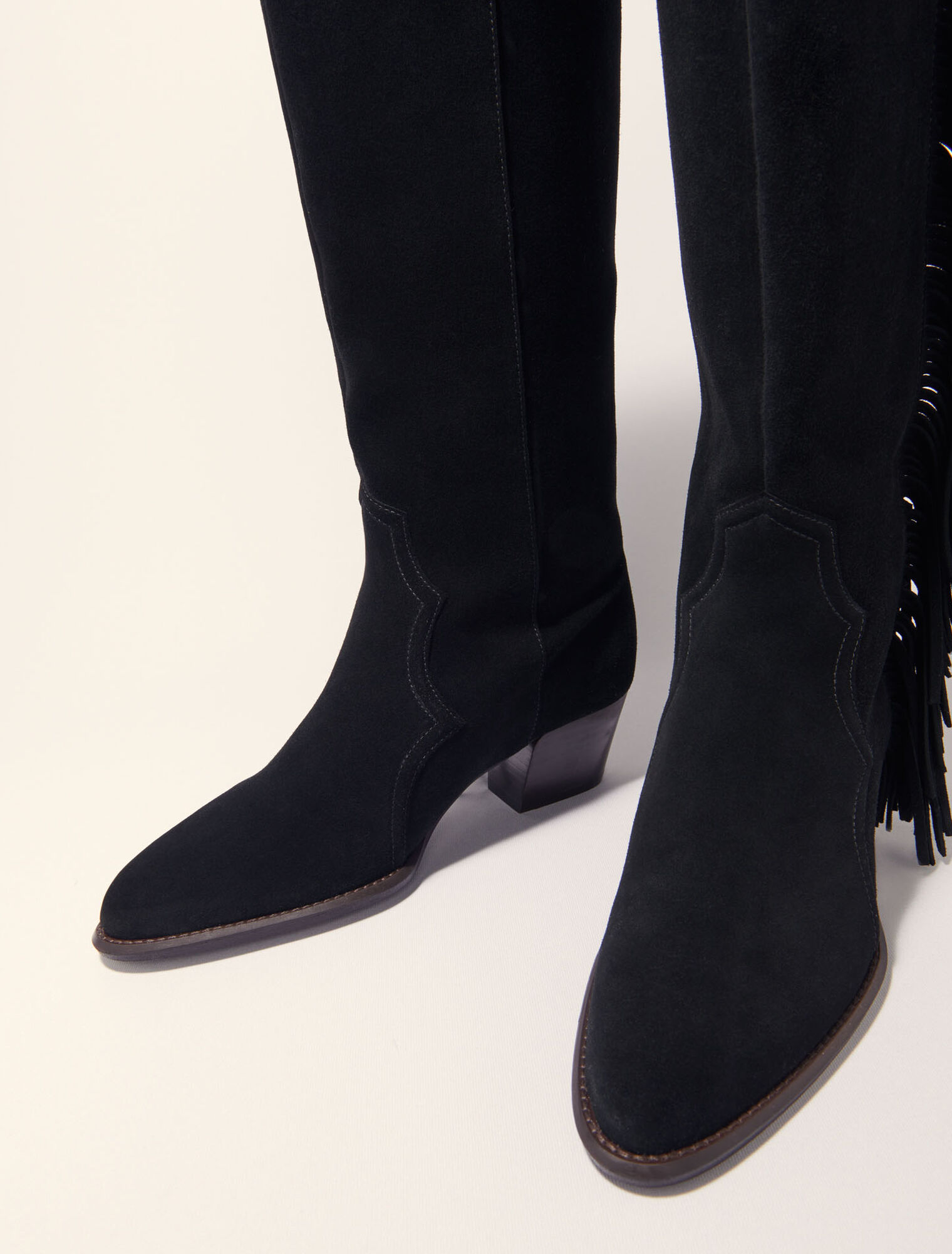 Botas de vaquero de ante con flecos