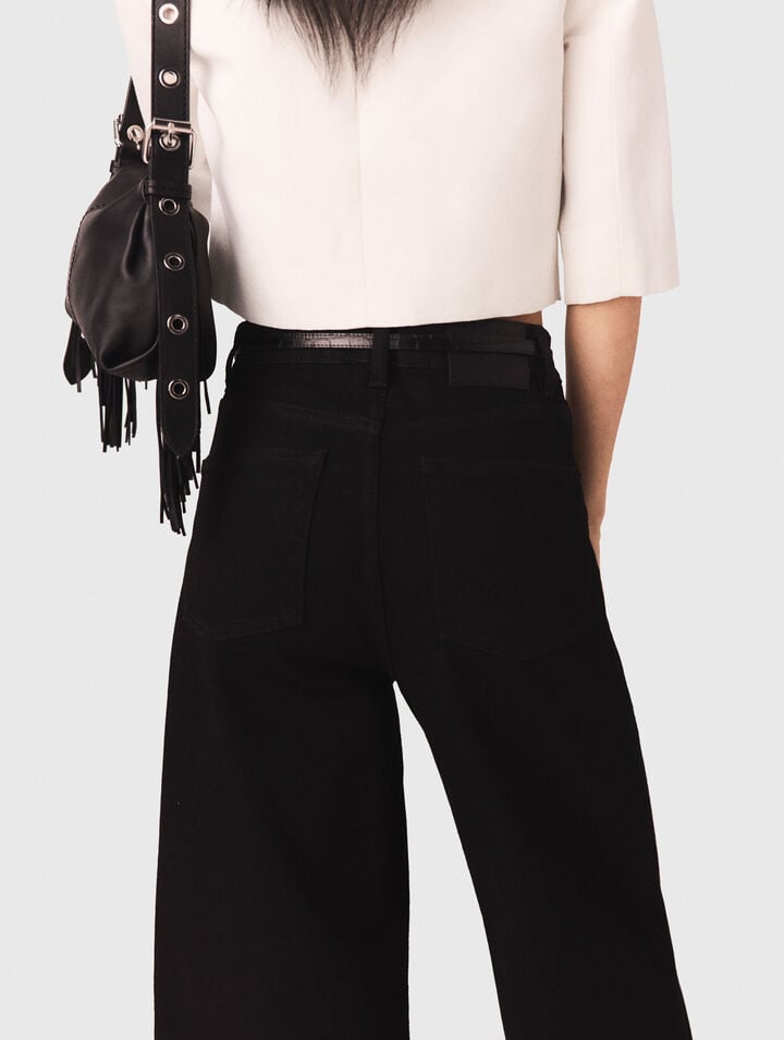 Vaquero recto con bolsillos de parche