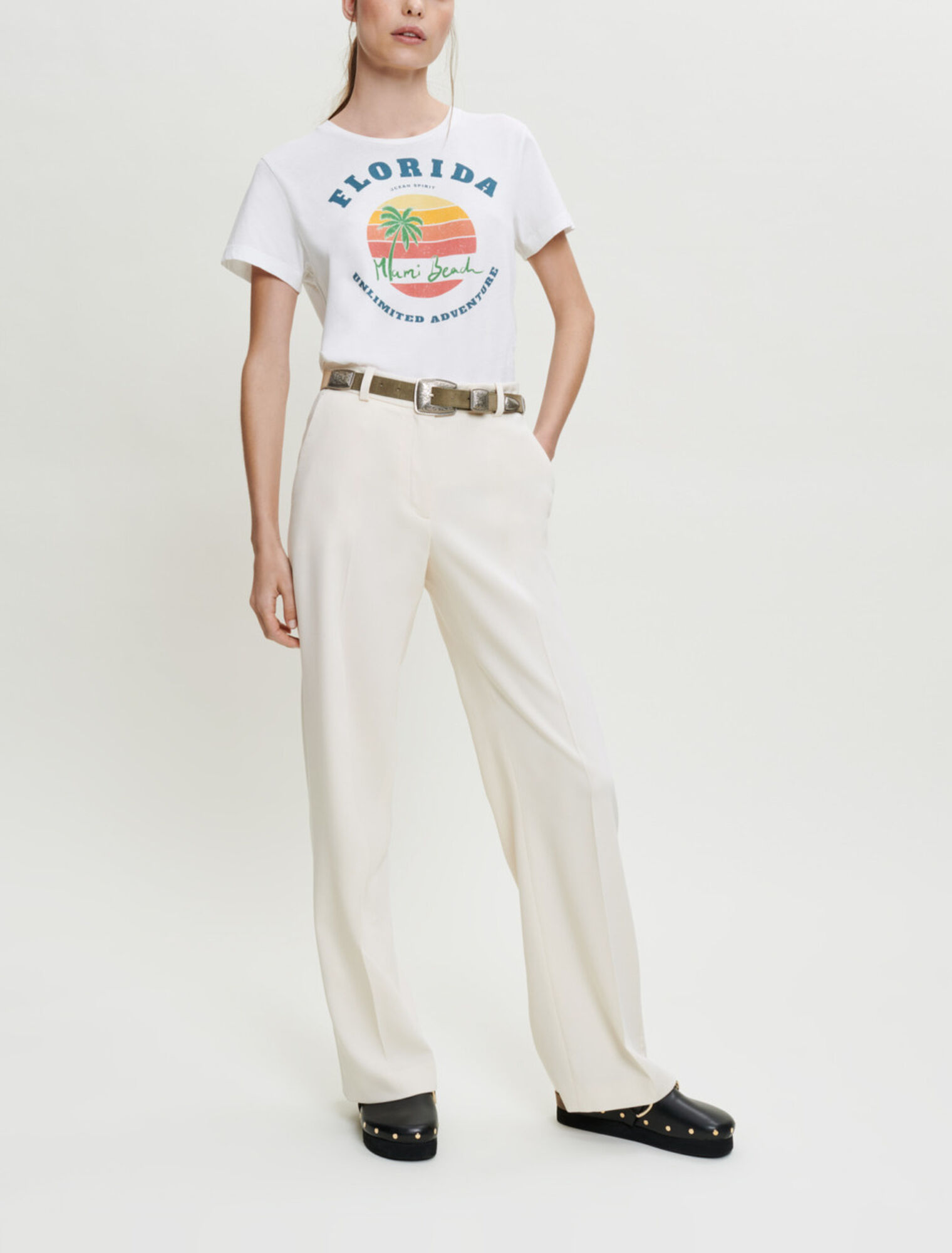 Pantalón de traje amplio 