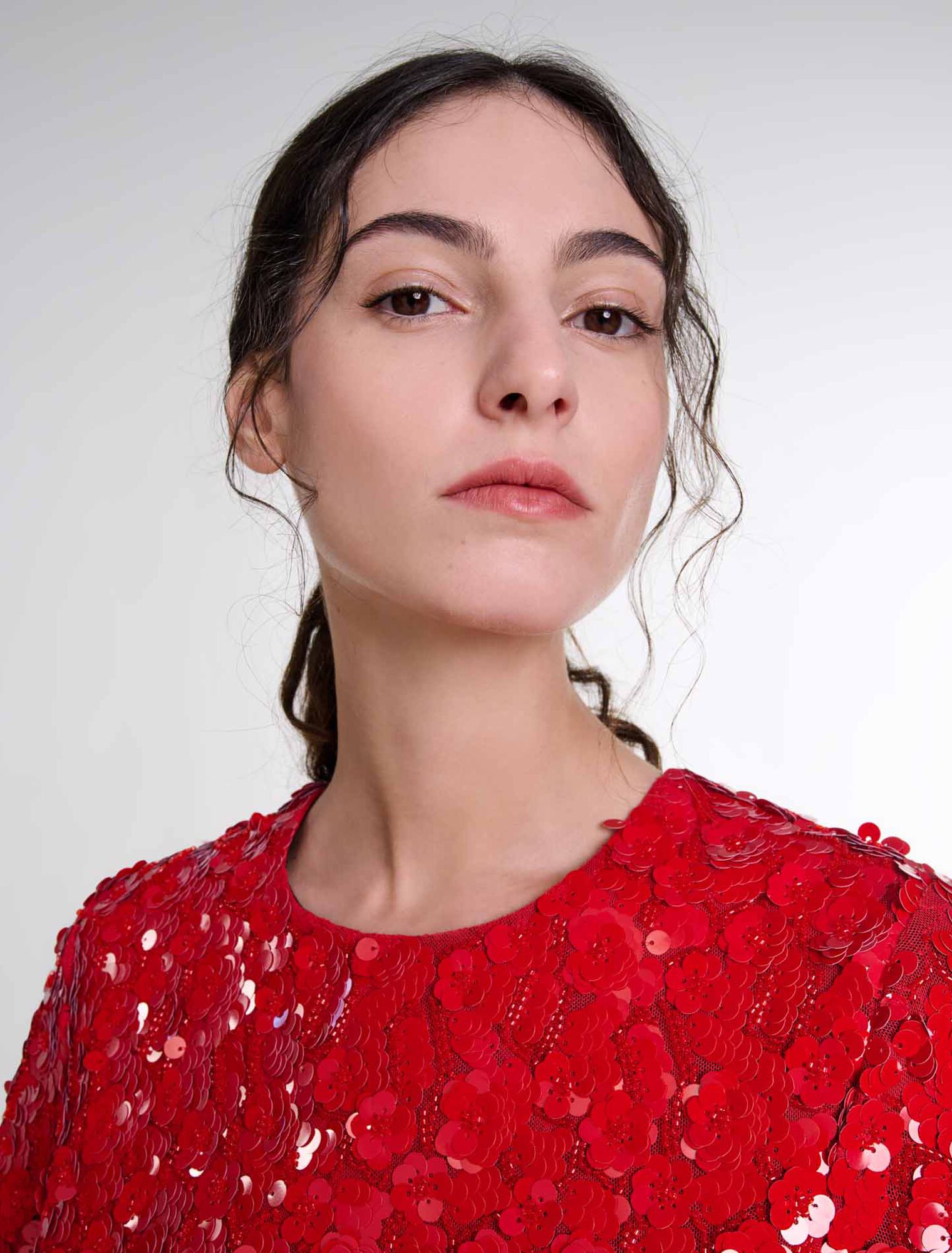 Vestido corto lentejuelas flores