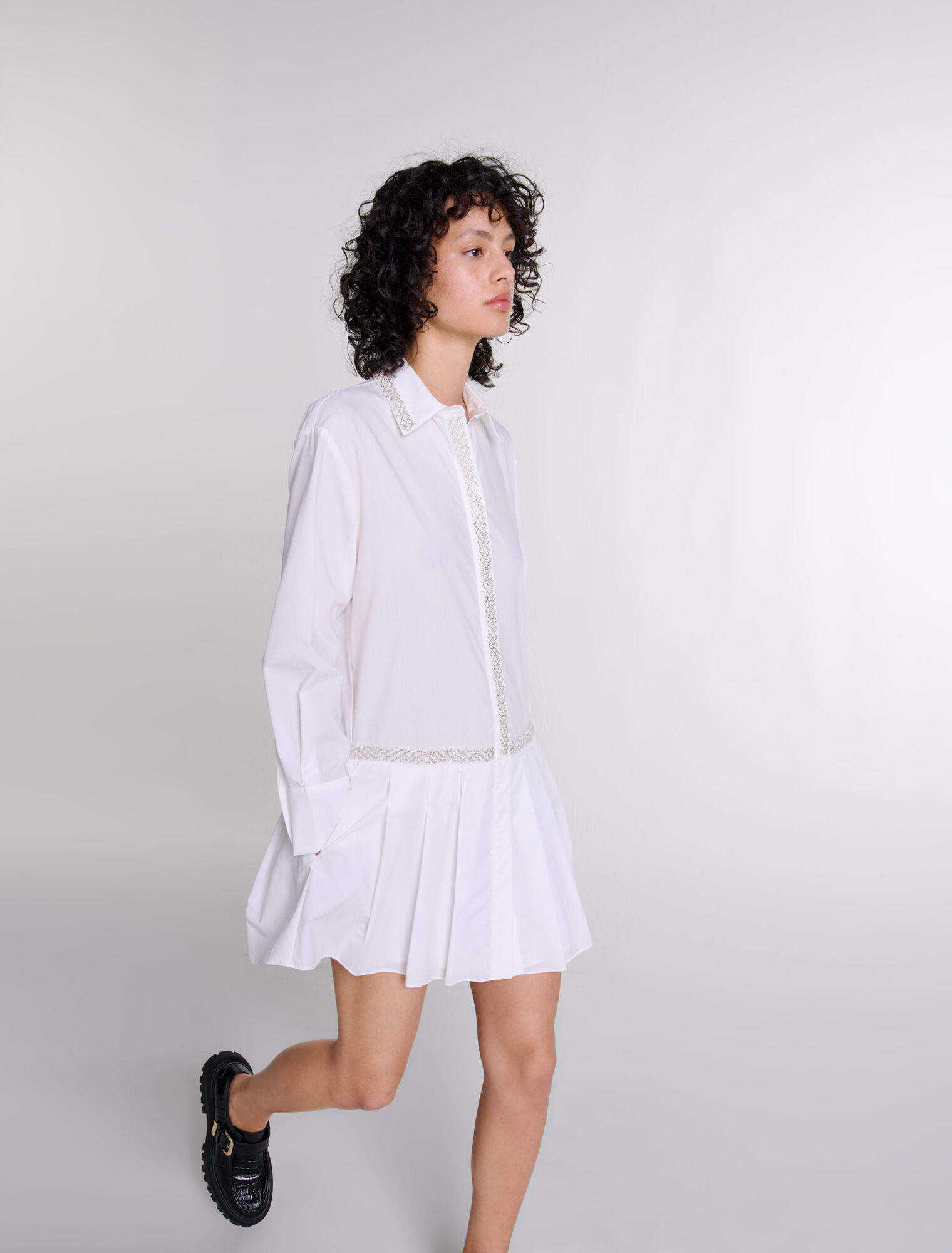 Vestido camisero con pedrería