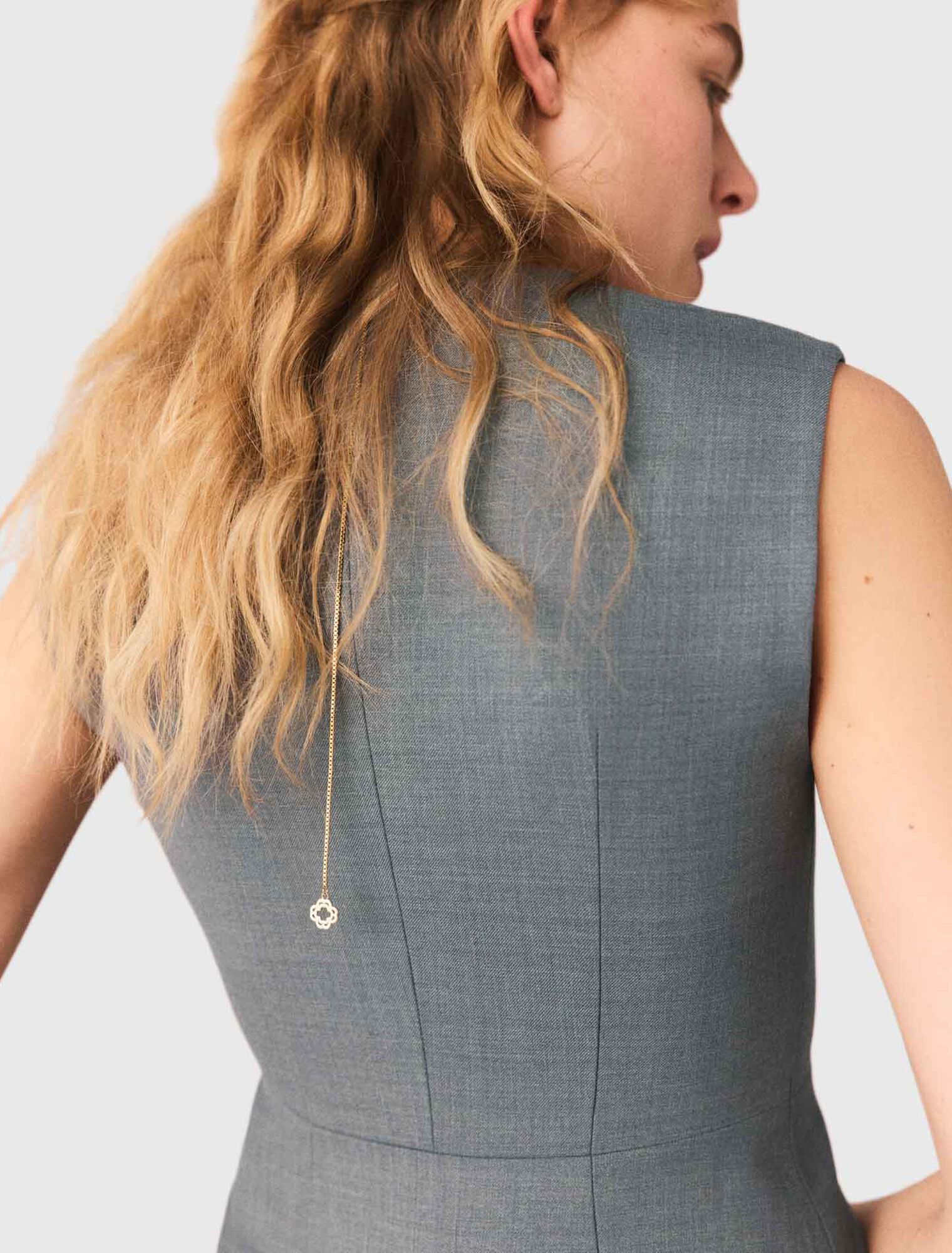 Chaleco de sastre con botones joya