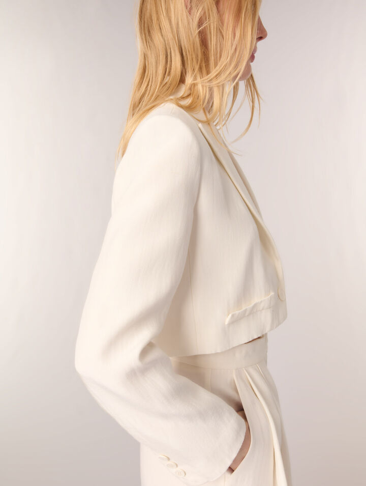 Chaqueta de traje corta