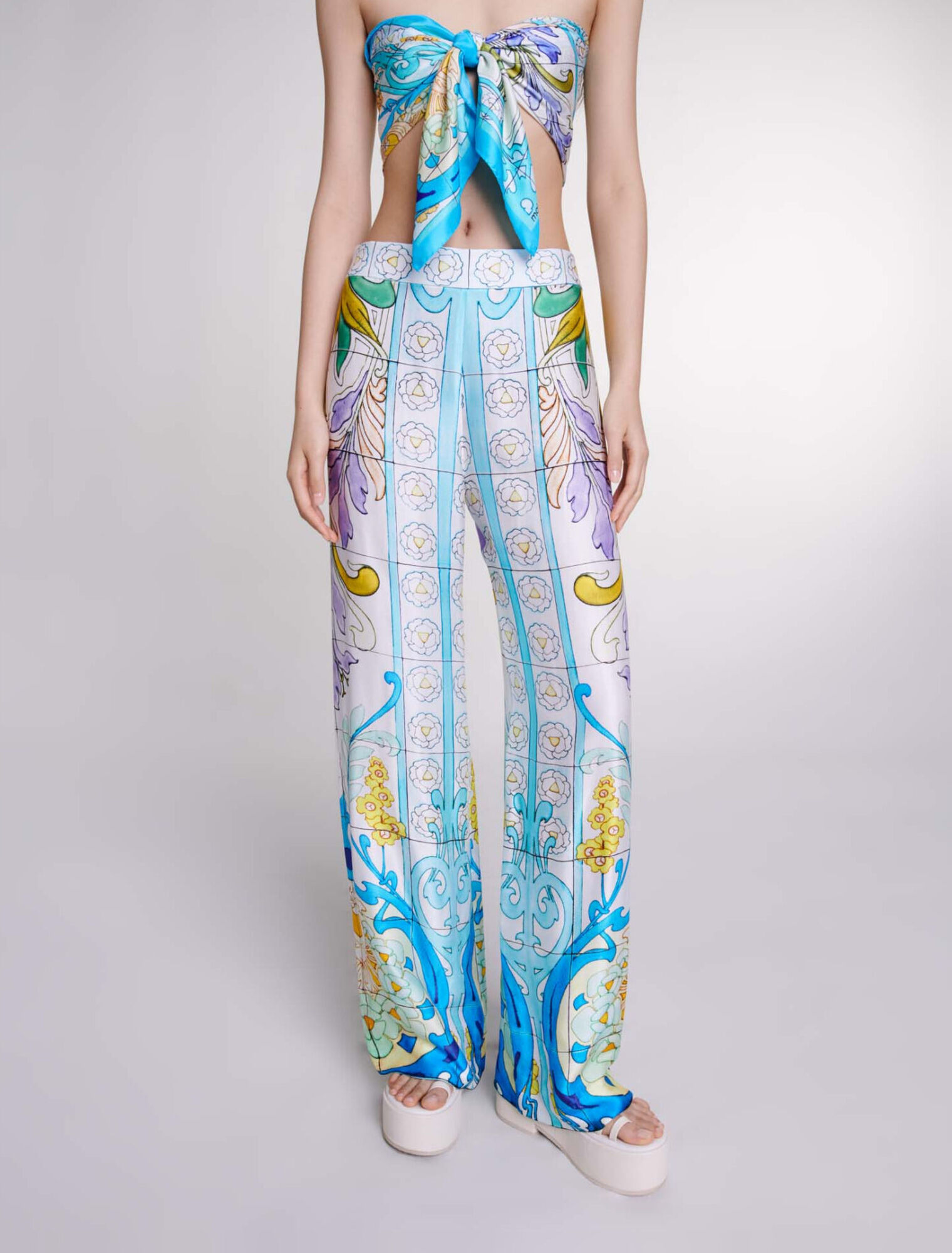 Pantalón satinado estampado