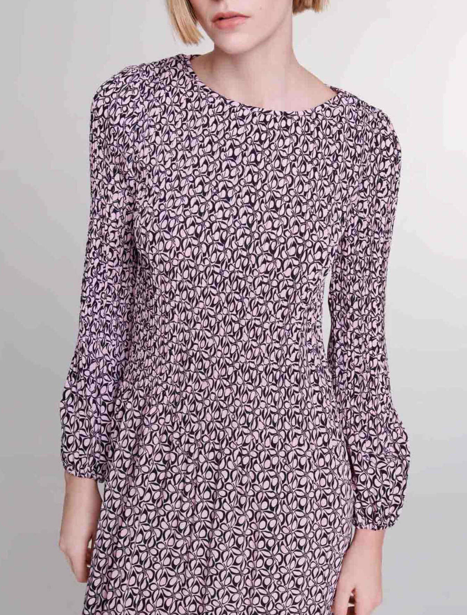 Vestido corto con estampado